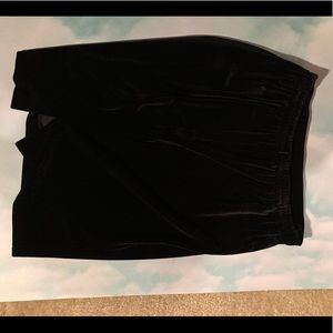 Velvet skirt